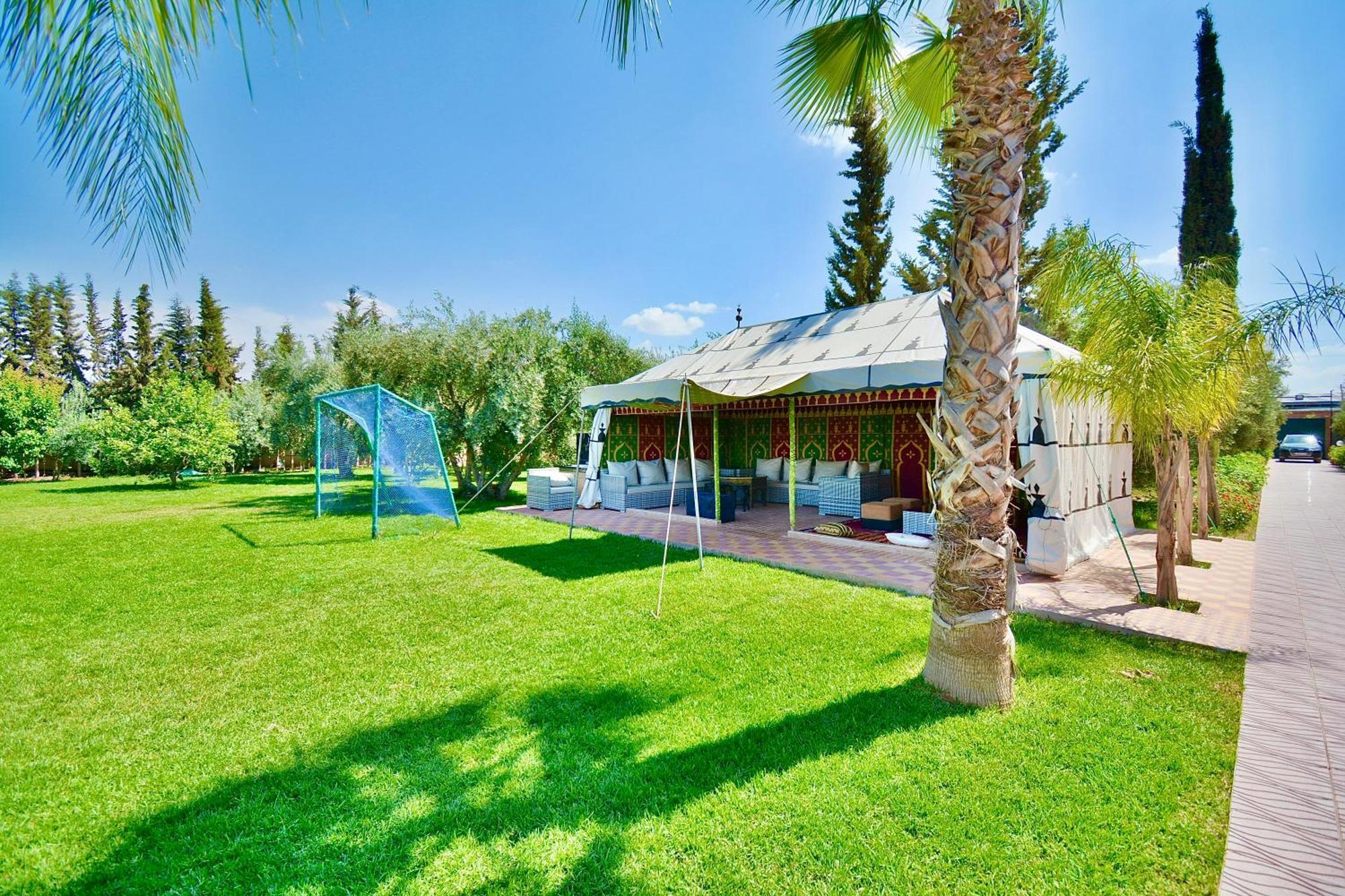 Ferme De Vacances Avec Une Grande Villa A Marrakech Маракеш Екстериор снимка
